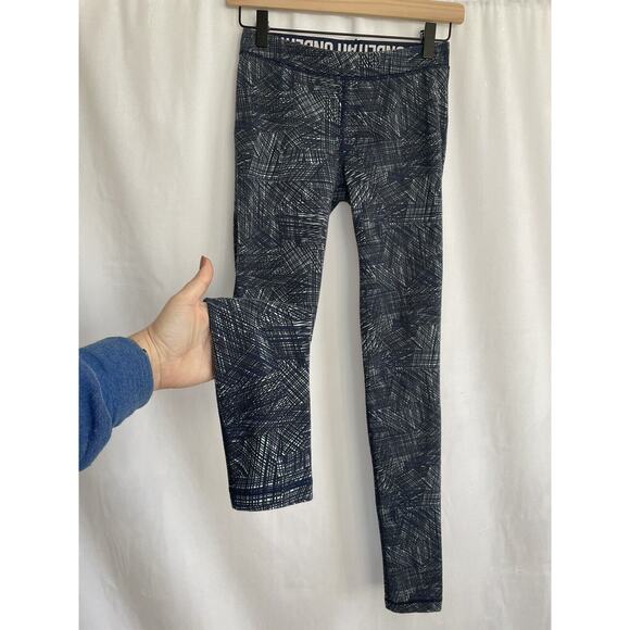 Under Armour Charged Cotton Leggings Blue and White Print Women's Small *Read - Picture 2 of 7